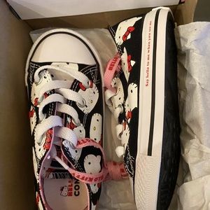 Hello Kitty Converse - Infant Size 8 - NEW!